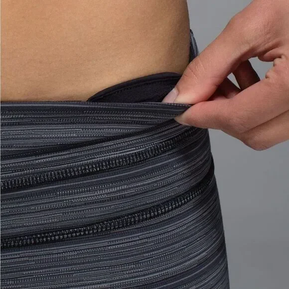 Lululemon Run: Inspire Crop II (Mesh) in Cyber Stripe Deep Coal Black - Picture 6 of 11
